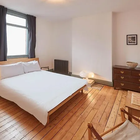 Holiday home Host & - Emerald