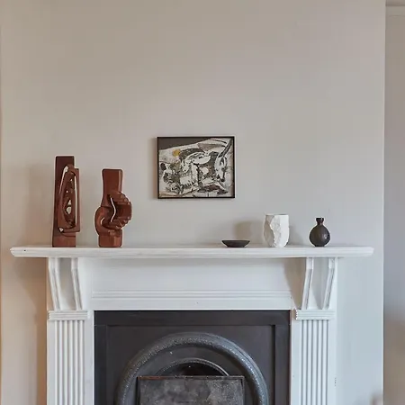 Host & - Emerald Holiday home