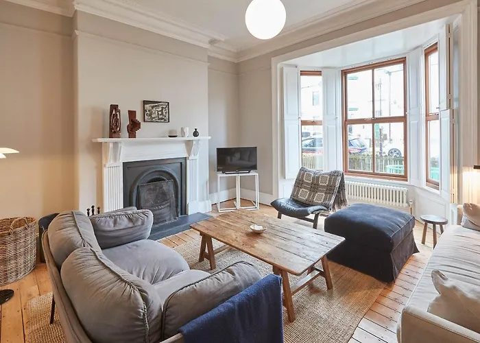 Nyaraló Host & - Emerald