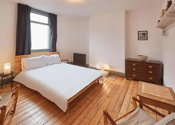 Nyaraló Host & - Emerald